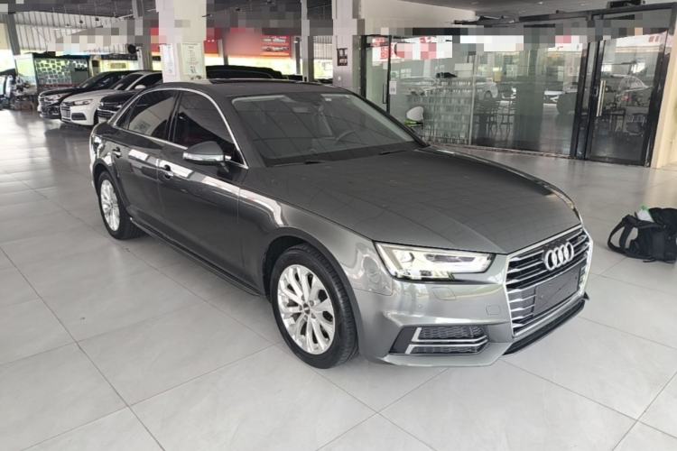 Used Audi A4L 2019 40 TFSI Ambition China VI Front Right 45 Deg