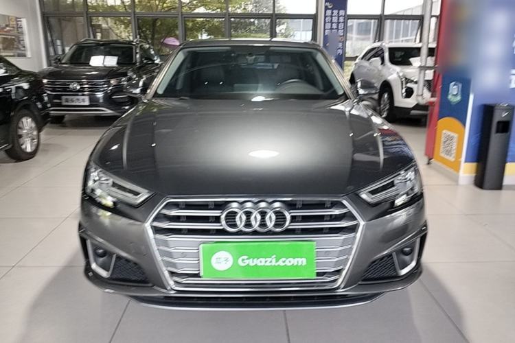 Used Audi A4L 2019 40 TFSI Fashion Edition China VI Emission Standard Front