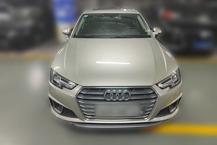 Used Audi A4L 2019 40 TFSI Fashion Edition China VI Emission Standard Front