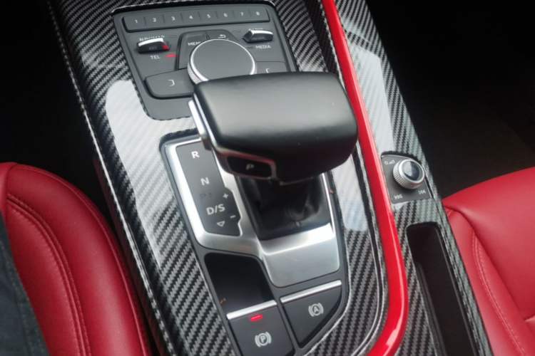 Used Audi A4L 2019 45 TFSI quattro Individual Sport Edition China V Gear Lever