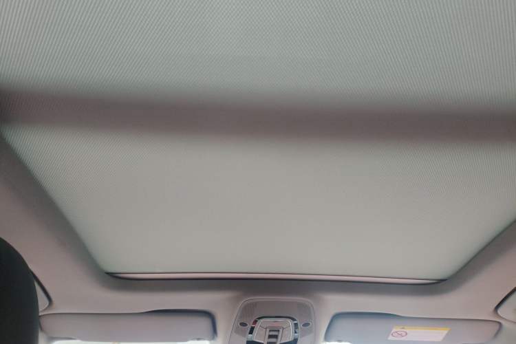 Used Audi A4L 2019 40 TFSI Fashion Edition China VI Emission Standard Headliner
