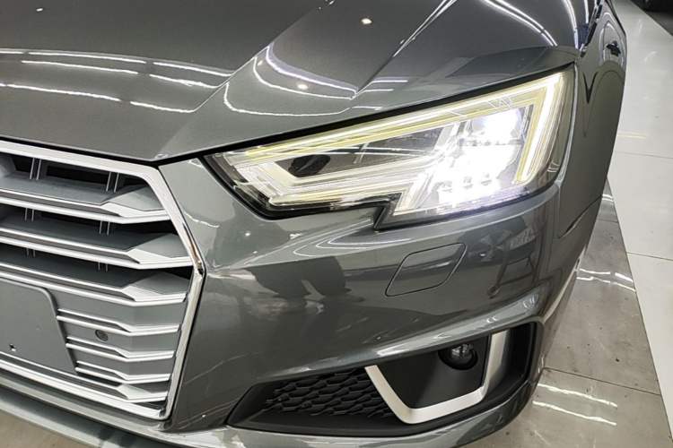 Used Audi A4L 2019 40 TFSI Fashion Edition China VI Emission Standard Left Front Headlight
