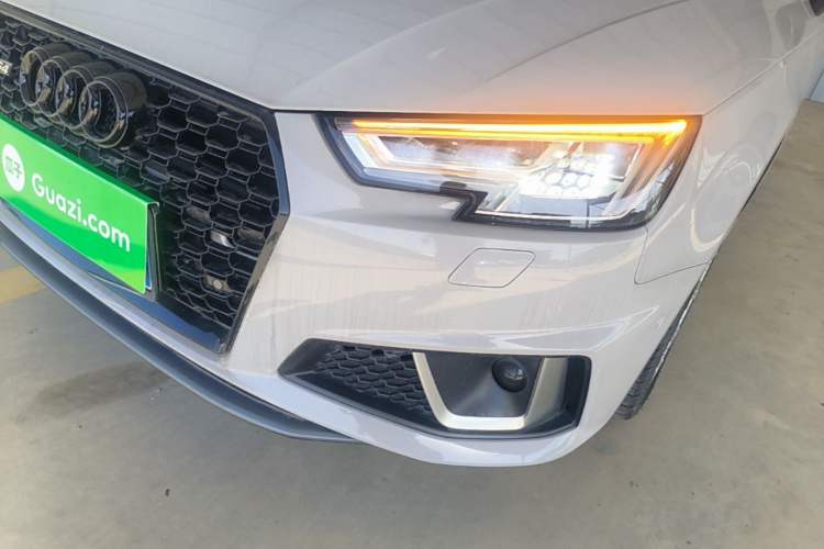 Used Audi A4L 2019 40 TFSI Fashion Edition China VI Emission Standard Left Front Headlight