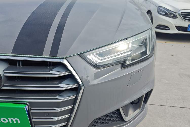 Used Audi A4L 2019 40 TFSI Fashion Version China V Left Front Headlight