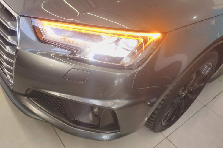 Used Audi A4L 2019 40 TFSI Fashion Edition China VI Emission Standard Left Front Headlight