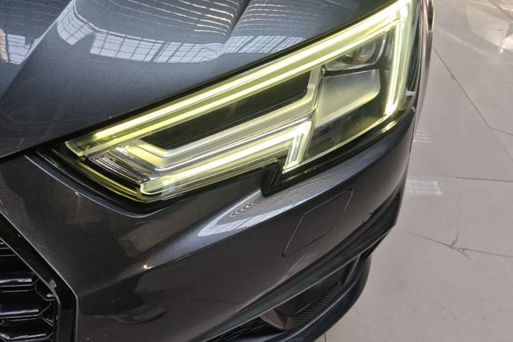 Used Audi A4L 2019 40 TFSI Fashion Edition China VI Emission Standard Left Front Headlight