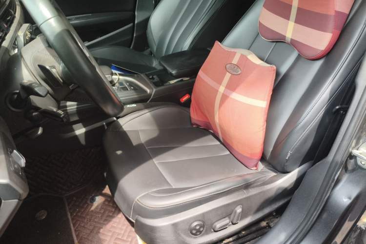 Used Audi A4L 2019 40 TFSI Ambition Version China V Left Front Seat