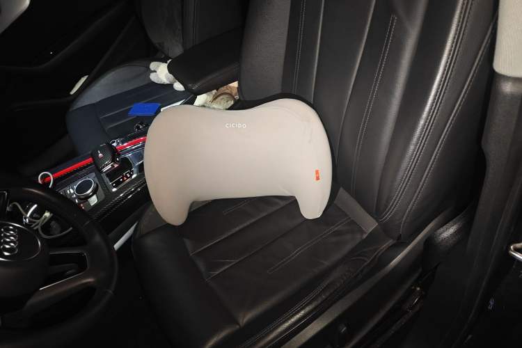 Used Audi A4L 2019 40 TFSI Fashion Edition China VI Emission Standard Left Front Seat