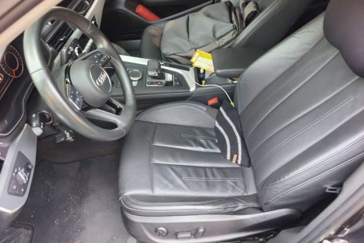 Used Audi A4L 2019 40 TFSI Fashion Version China V Left Front Seat