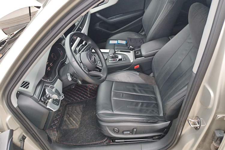 Used Audi A4L 2019 40 TFSI Fashion Version China V Left Front Seat