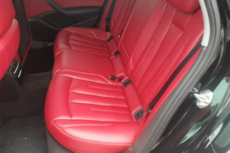 Used Audi A4L 2019 45 TFSI quattro Individual Sport Edition China V Left Rear Seat