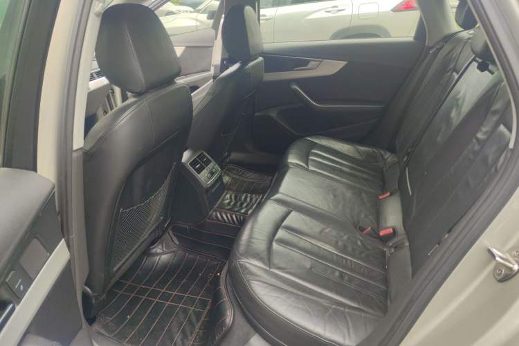 Used Audi A4L 2019 40 TFSI Fashion Version China V Left Rear Seat