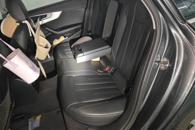Used Audi A4L 2019 40 TFSI Fashion Version China V Left Rear Seat