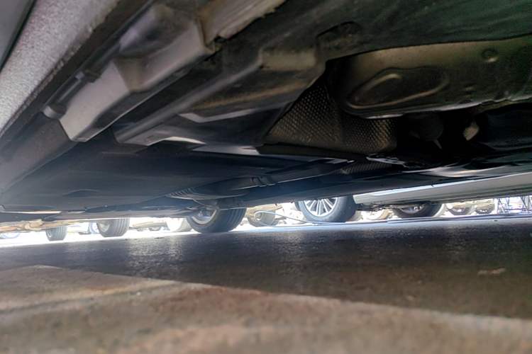 Used Audi A4L 2019 40 TFSI Ambition China VI Left Side Sill