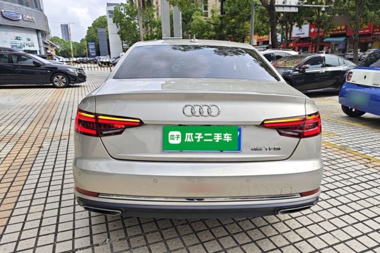 Used Audi A4L 2019 40 TFSI Ambition China VI Rear