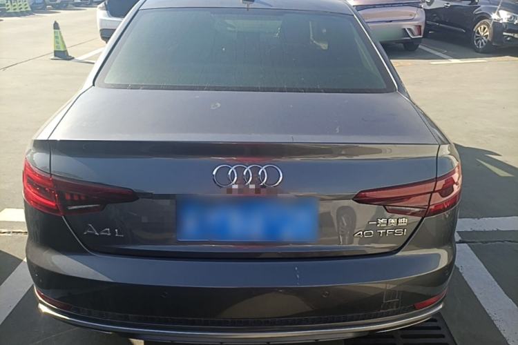 Used Audi A4L 2019 40 TFSI Fashion Edition China VI Emission Standard Rear