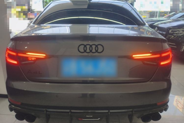 Used Audi A4L 2019 40 TFSI Fashion Edition China VI Emission Standard Rear