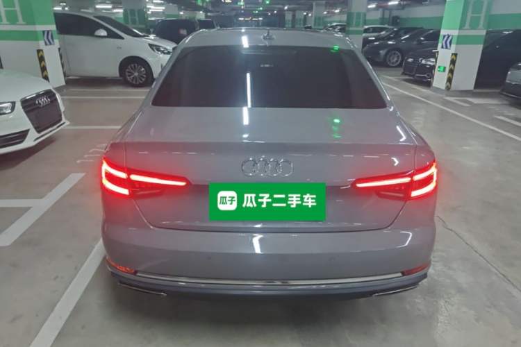 Used Audi A4L 2019 40 TFSI Ambition China VI Rear