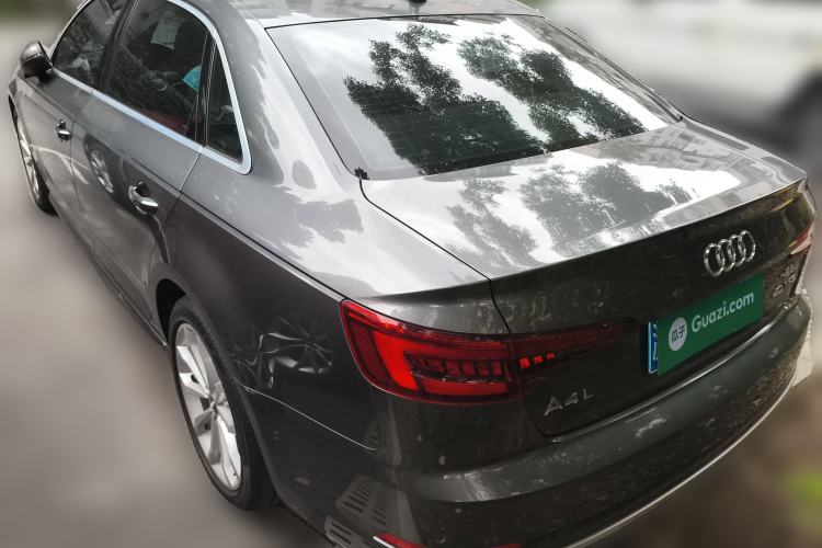 Used Audi A4L 2019 40 TFSI Fashion Edition China VI Emission Standard Rear Left 45 Deg