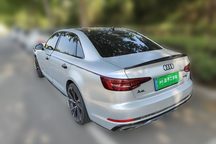 Used Audi A4L 2019 40 TFSI Fashion Edition China VI Emission Standard Rear Left 45 Deg