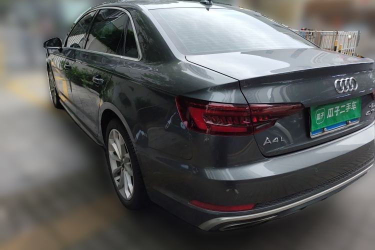 Used Audi A4L 2019 40 TFSI Fashion Edition China VI Emission Standard Rear Left 45 Deg