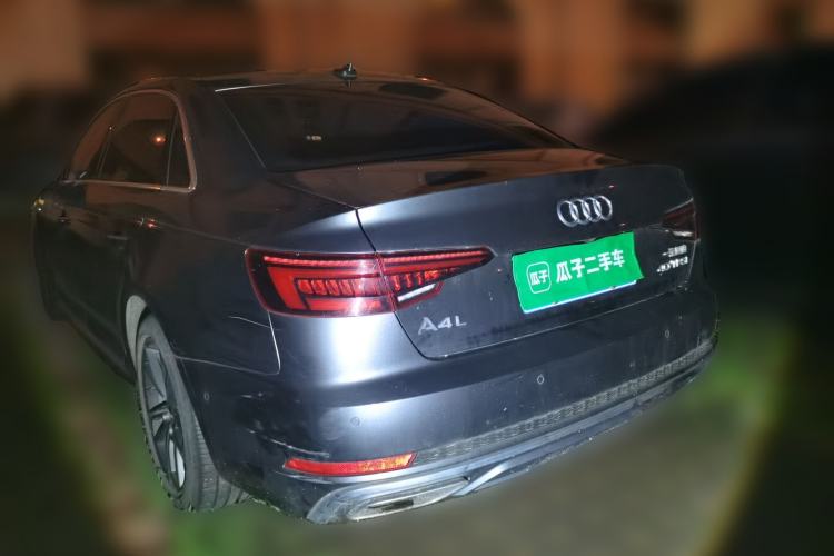 Used Audi A4L 2019 40 TFSI Fashion Edition China VI Emission Standard Rear Left 45 Deg