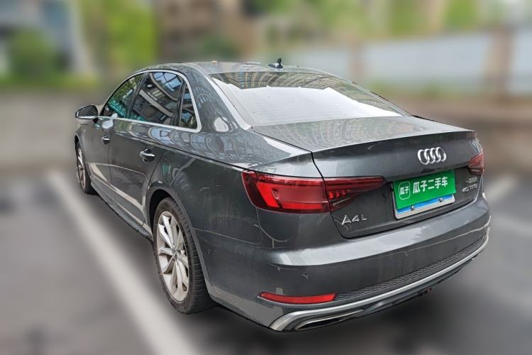 Used Audi A4L 2019 40 TFSI Fashion Edition China VI Emission Standard Rear Left 45 Deg