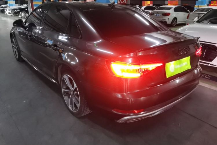 Used Audi A4L 2019 40 TFSI Fashion Edition China VI Emission Standard Rear Left 45 Deg