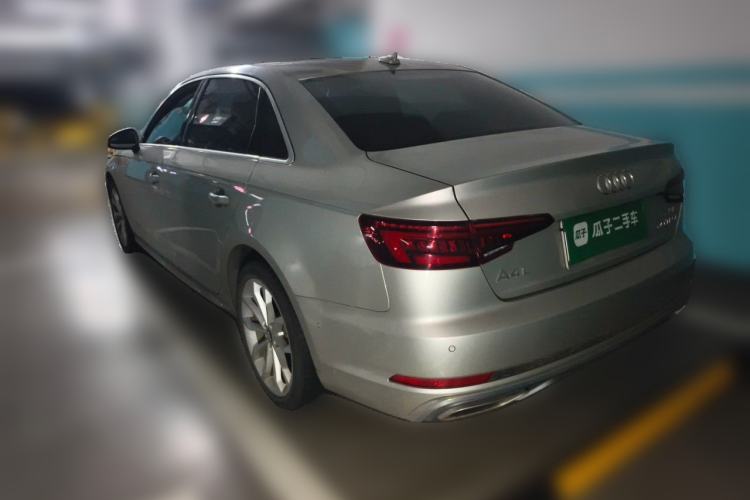 Used Audi A4L 2019 40 TFSI Fashion Edition China VI Emission Standard Rear Left 45 Deg