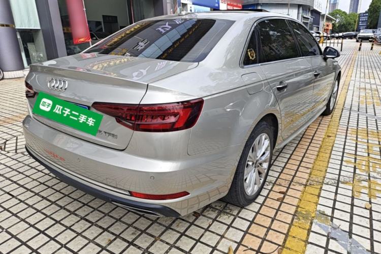 Used Audi A4L 2019 40 TFSI Ambition China VI Rear Right 45 Deg
