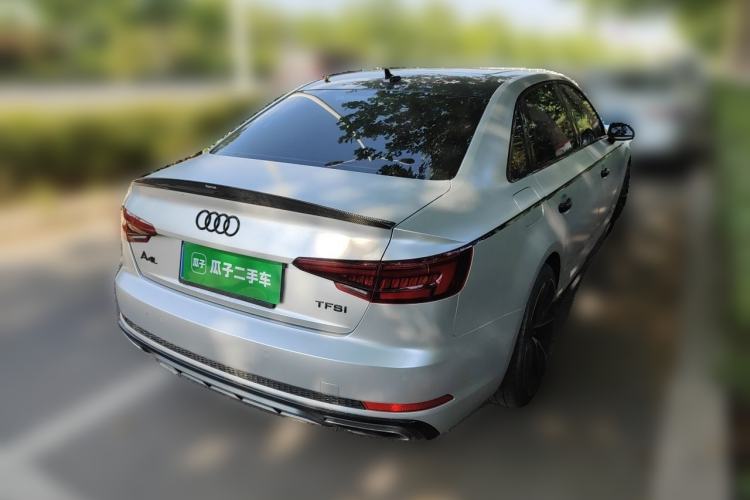 Used Audi A4L 2019 40 TFSI Fashion Edition China VI Emission Standard Rear Right 45 Deg
