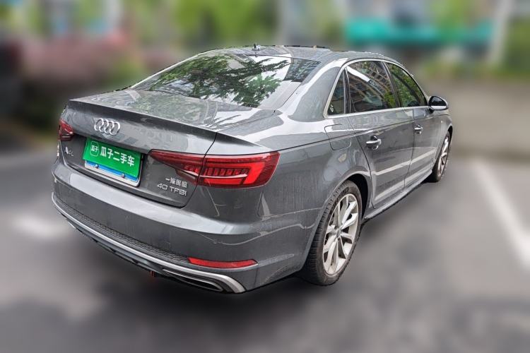 Used Audi A4L 2019 40 TFSI Fashion Edition China VI Emission Standard Rear Right 45 Deg