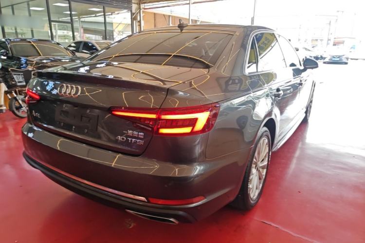 Used Audi A4L 2019 40 TFSI Ambition China VI Rear Right 45 Deg