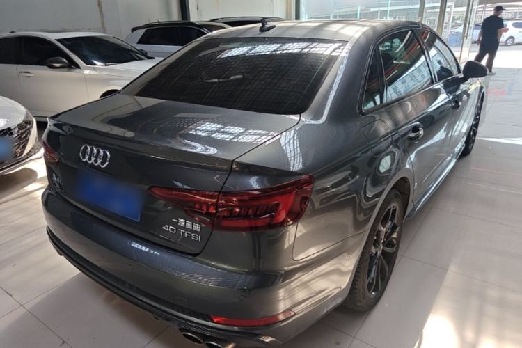 Used Audi A4L 2019 40 TFSI Fashion Edition China VI Emission Standard Rear Right 45 Deg