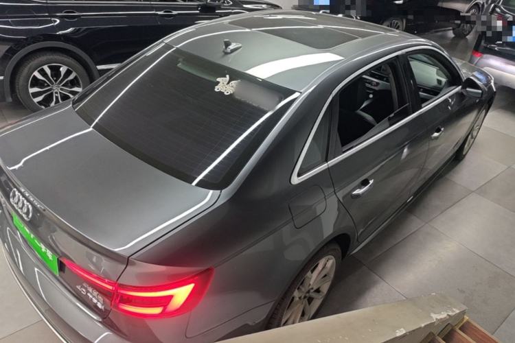 Used Audi A4L 2019 40 TFSI Fashion Edition China VI Emission Standard Rear Right 45 Deg