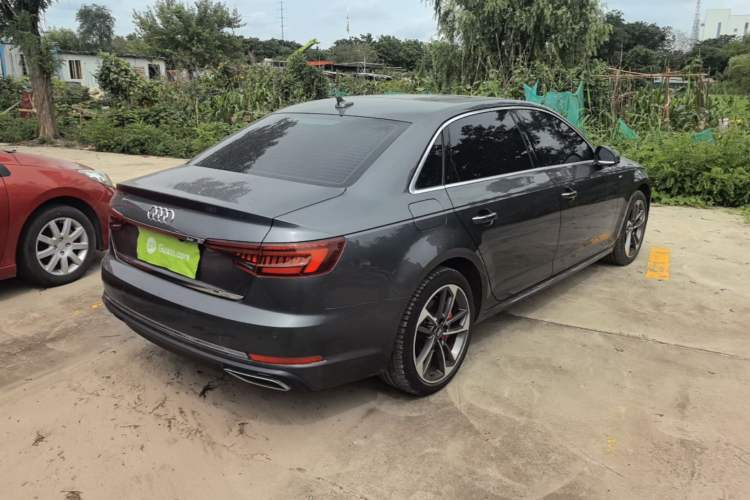 Used Audi A4L 2019 40 TFSI Ambition China VI Rear Right 45 Deg