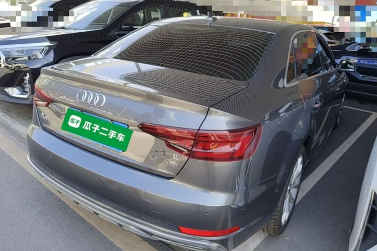 Used Audi A4L 2019 40 TFSI Fashion Edition China VI Emission Standard Rear Right 45 Deg