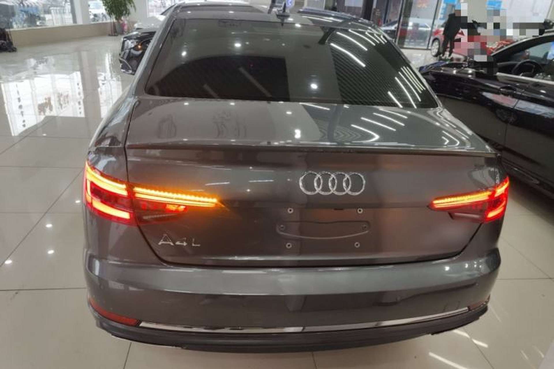 Used Audi A4L 2019 40 TFSI Ambition China VI Rear