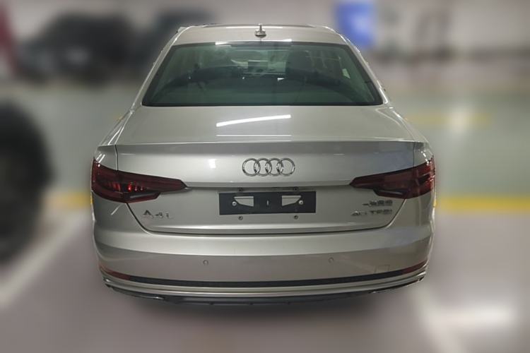 Used Audi A4L 2019 40 TFSI Fashion Edition China VI Emission Standard Rear