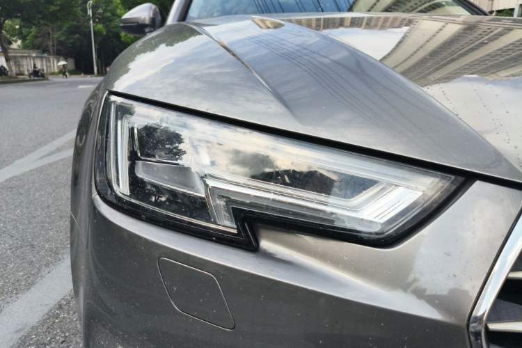 Used Audi A4L 2019 40 TFSI Ambition Version China V Right Front Headlight