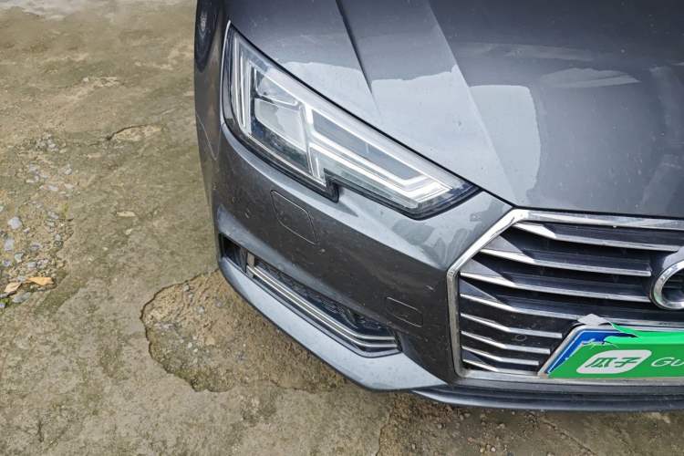 Used Audi A4L 2019 40 TFSI Ambition China VI Right Front Headlight