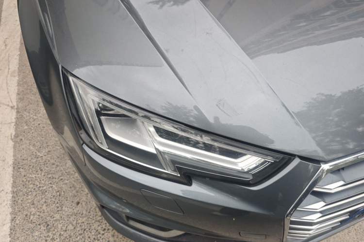 Used Audi A4L 2019 40 TFSI Fashion Version China V Right Front Headlight