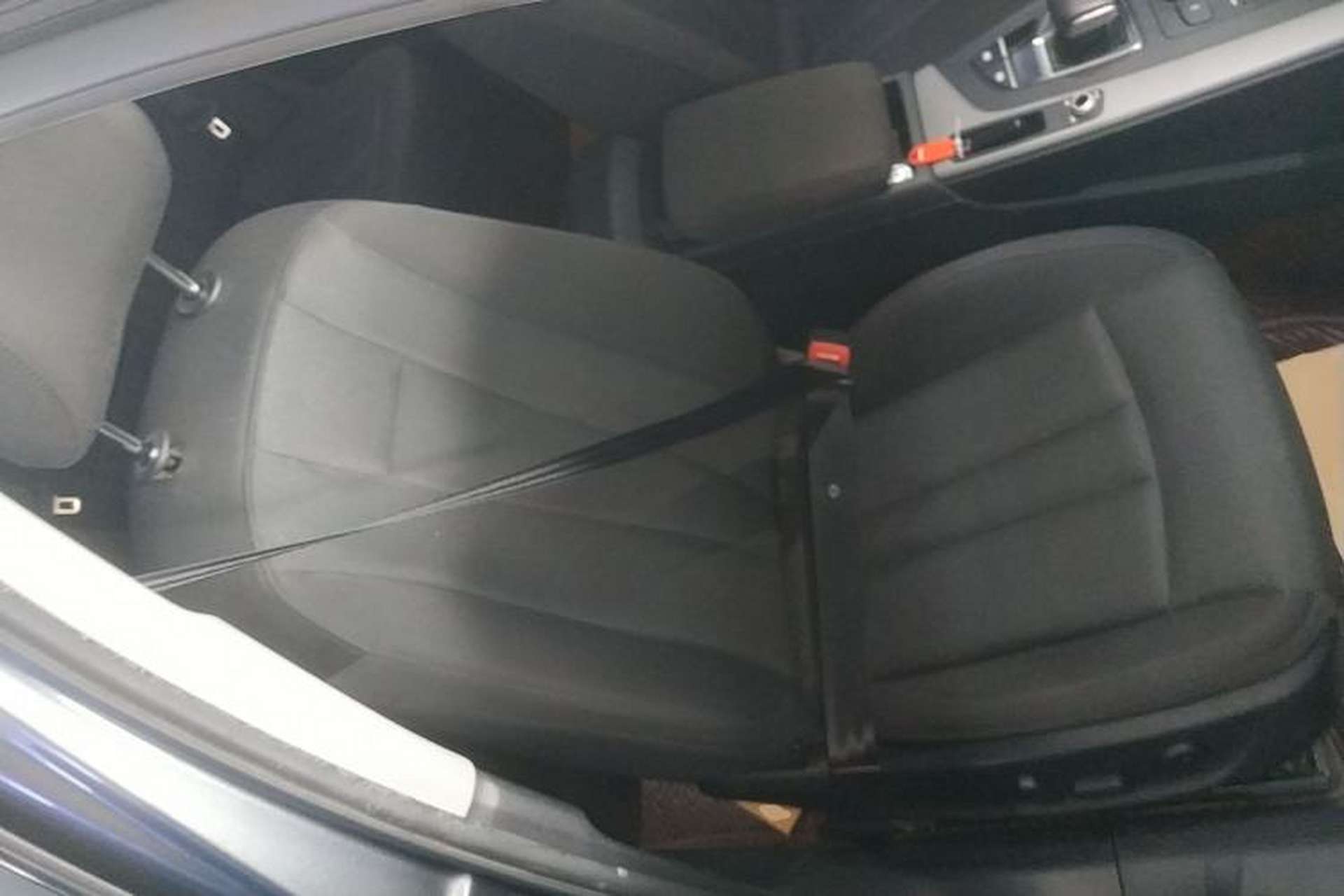 Used Audi A4L 2019 40 TFSI Ambition China VI Right Front Seat