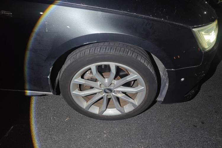 Used Audi A4L 2019 40 TFSI Fashion Edition China VI Emission Standard Right Front Wheel Hub