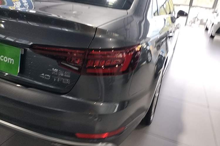 Used Audi A4L 2019 40 TFSI Fashion Edition China VI Emission Standard Right Rear Taillight