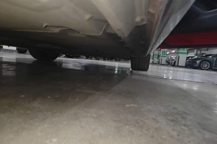 Used Audi A4L 2019 40 TFSI Ambition China VI Right Side Sill
