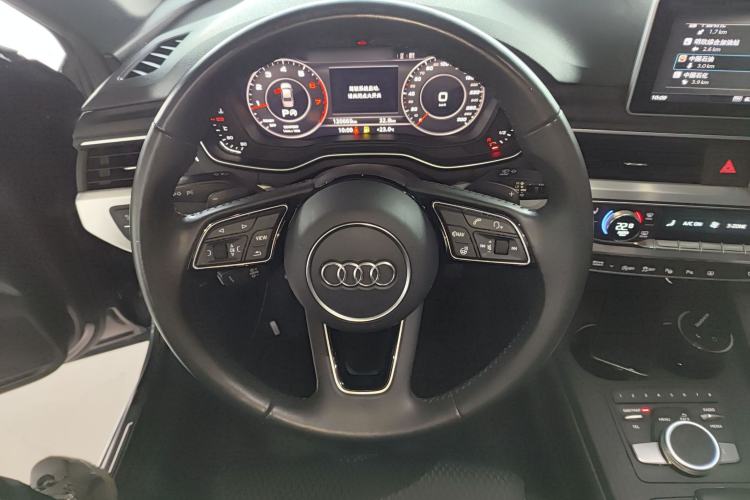 Used Audi A4L 2019 40 TFSI Sporty Version China VI Steering Wheel