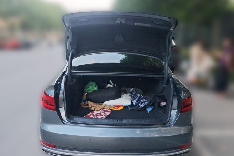 Used Audi A4L 2019 40 TFSI Fashion Version China V Trunk