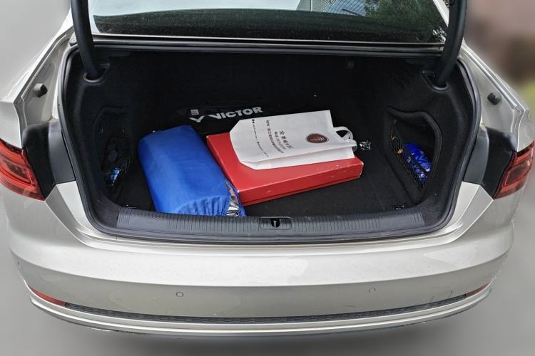 Used Audi A4L 2019 40 TFSI Fashion Edition China VI Emission Standard Trunk
