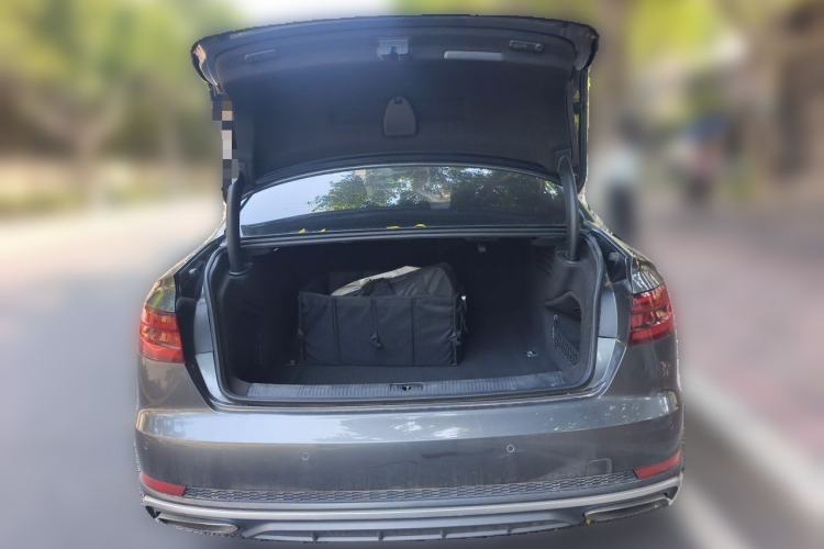 Used Audi A4L 2019 40 TFSI Fashion Version China V Trunk
